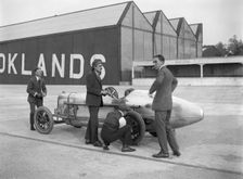 Count Louis Zborowski with his Aston Martin 1486 cc, Brooklands, 1921. Artist: Bill Brunell