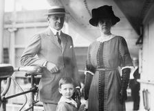 Count Moltke, wife and child, between c1910 and c1915. Creator: Bain News Service