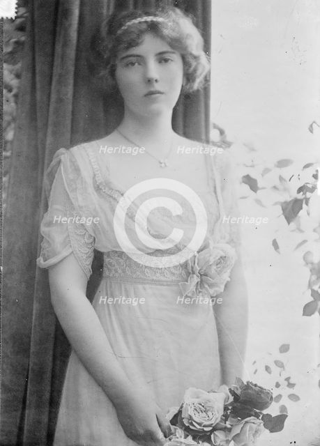 Countess Anastasia Mikhailovna de Torby (1892-1977), 1914. Artist: Anonymous  