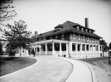 Country club house, west front, Detroit, Mich., between 1900 and 1910. Creator: Unknown