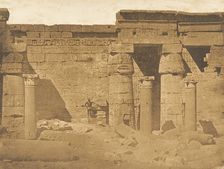 Cour du Palais Rhamsès-Meiamoun, à Médinet-habou (Thèbes) (Restes d'une Eglise Copte), 1849-50. Creator: Maxime du Camp