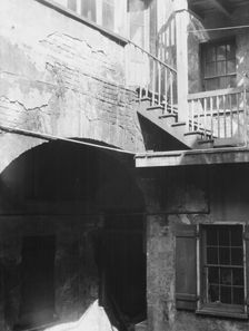 Courtyard, New Orleans, between 1920 and 1926. Creator: Arnold Genthe