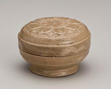 Covered box, 618-906. Creator: Unknown