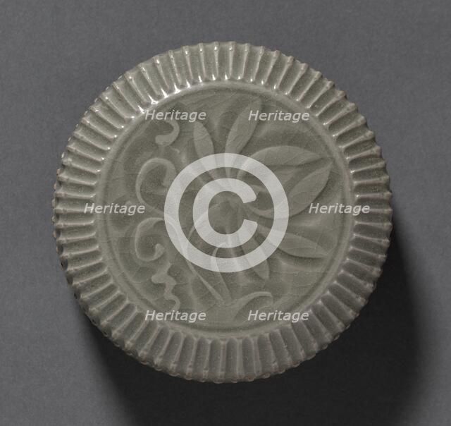 Covered Box with Carved Floral Design: Yaozhou Ware (lid), 1100s. Creator: Unknown.