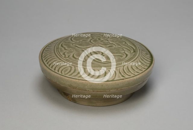 Covered Box with Peony Blossom, Tang dynasty (618-907), 9th century. Creator: Unknown.