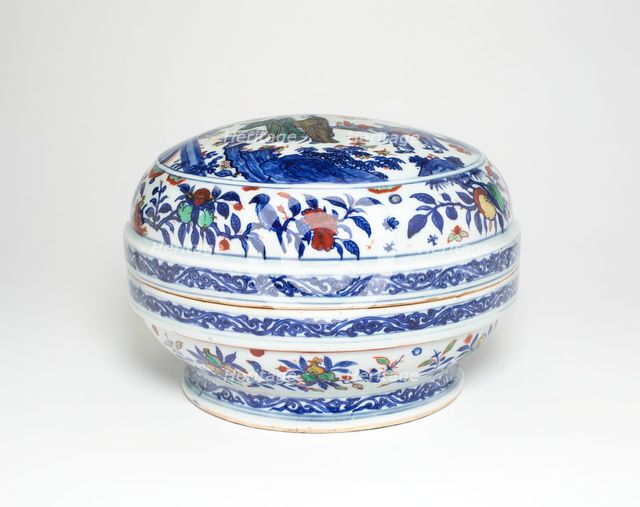 Covered Box with Scholars in a Garden Encricled by..., Ming dynasty, probably Wanli, (1573-1620). Creator: Unknown.