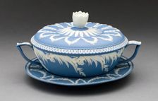 Covered Dish and Plate, Burslem, c. 1800. Creator: Wedgwood