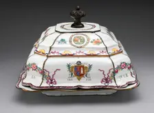 Covered Dish, Junyao, c. 1765, Qing dynasty (1644-1911), Qianlong reign mark and period (1736-95). Creator: Junyao Porcelain