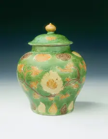 Covered jar, Ming dynasty, China, 1st half of 16th century. Creator: Unknown