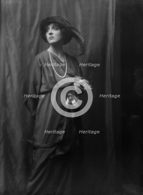 Cowl, Jane, Miss, portrait photograph, between 1912 and 1914. Creator: Arnold Genthe.