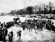 Coaching on the Isis at Oxford, 1895. Creator: Hills and Saunders