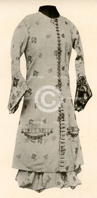 'Coat and full breeches of buff brocade with flowers and leaves', c1670, (1937). Creator: Unknown.