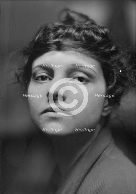 Coates, M., Miss, portrait photograph, 1916 Feb. 21. Creator: Arnold Genthe.