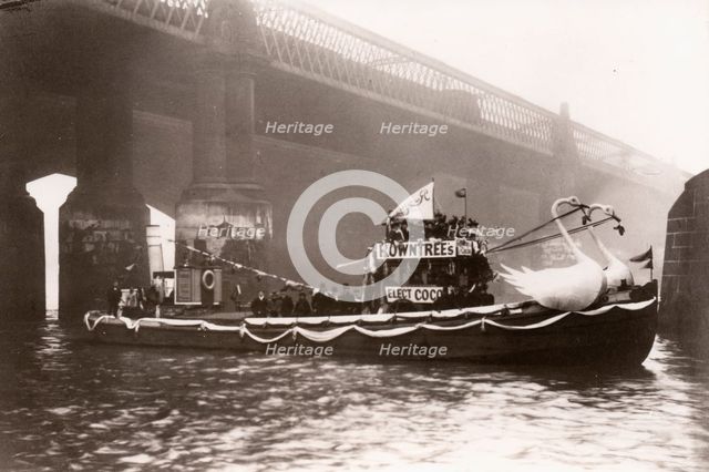 Cocoa barge, York, Yorkshire,  1898. Artist: Unknown