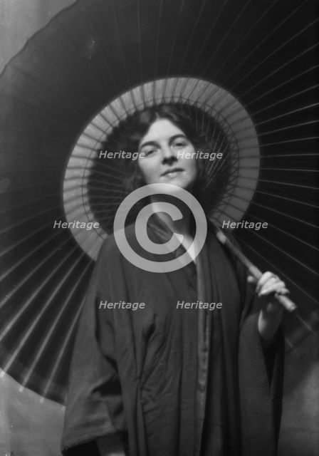 Coleman, C., Miss, portrait photograph, 1915 Feb. 26. Creator: Arnold Genthe.