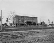 Colonial Hotel, Mt. Clemens, between 1880 and 1899. Creator: Unknown
