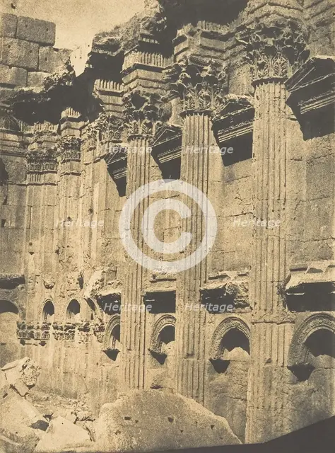 Colonnade intérieure du Naos du Temple de Jupiter, à Baâlbek (Héliopolis), September 15, 1850. Creator: Maxime du Camp.