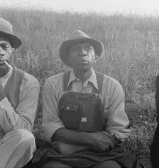 Colored laborers in Memphis, Memphis, Tennessee, 1938. Creator: Dorothea Lange