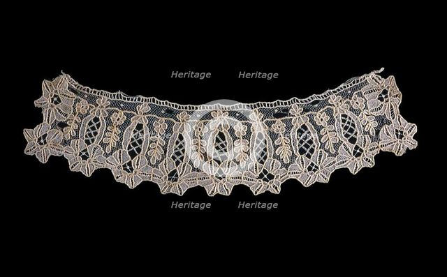 Collar or Cuff (Fragment), Brussels, 1860s. Creator: Unknown.