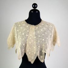 Collar, Irish, ca. 1895. Creator: Unknown