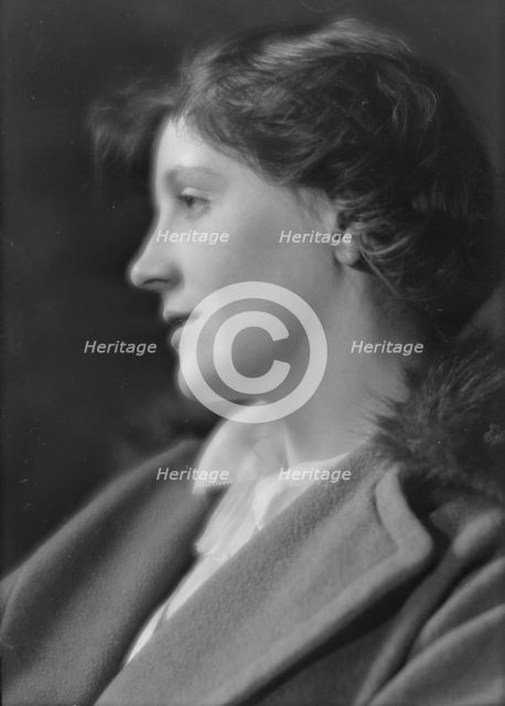 Collinge, Patricia, Miss, portrait photograph, ca. 1915. Creator: Arnold Genthe.