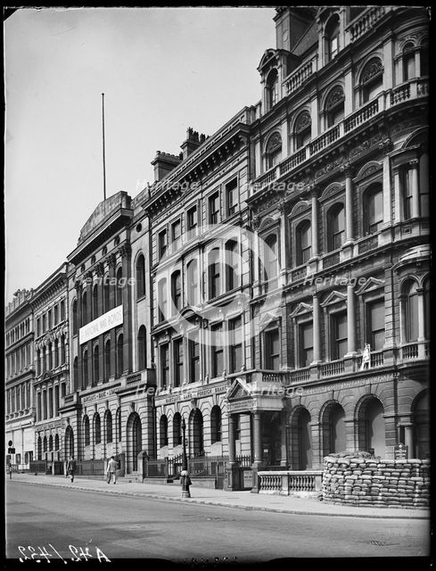 Colmore Row, Birmingham, 1941. Creator: George Bernard Mason.