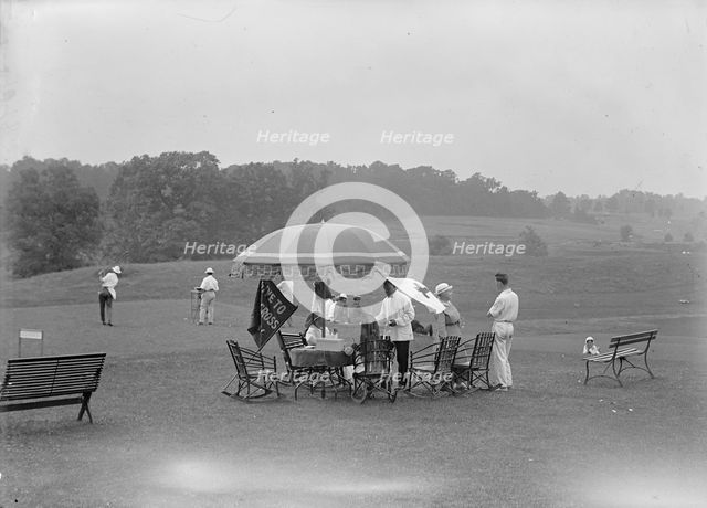 Columbia Country Club, 1917. Creator: Harris & Ewing.