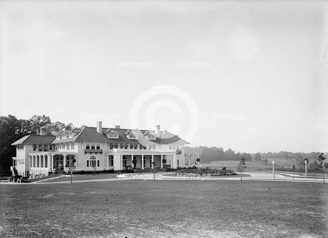 Columbia Country Club - Building, 1912. Creator: Harris & Ewing.
