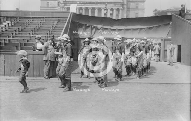 Columbia Class of 1910, between c1915 and c1920. Creator: Bain News Service.