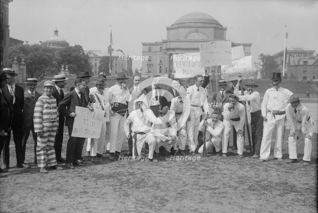 Columbia Class of 1916, between c1915 and c1920. Creator: Bain News Service.