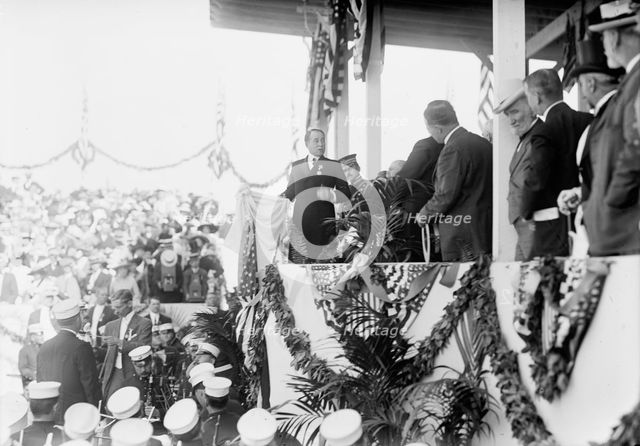 Columbus Statue Unveiling, 1912. Creator: Harris & Ewing.