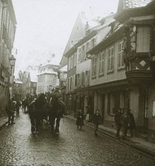 Column of German soldiers, Ribeauvillé, France, c1914-c1918