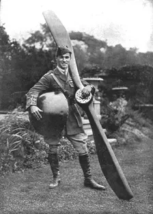 'Combat Aerien; Parmi les forces alliees aerienes; L "as" anglais Albert Ball, tombe apres..., 1917 Creator: Unknown