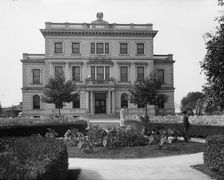 Commandant's office, League Island Navy Yard, Philadelphia, Pa., c1908. Creator: Unknown