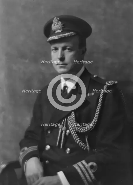 Commander Blakewood, portrait photograph, 1918 Feb. 13. Creator: Arnold Genthe.