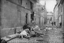 Comme Joffre l'avait craint, l'ennemi s'est accroche aux falaises de l'Aisne 1914. Creator: Unknown