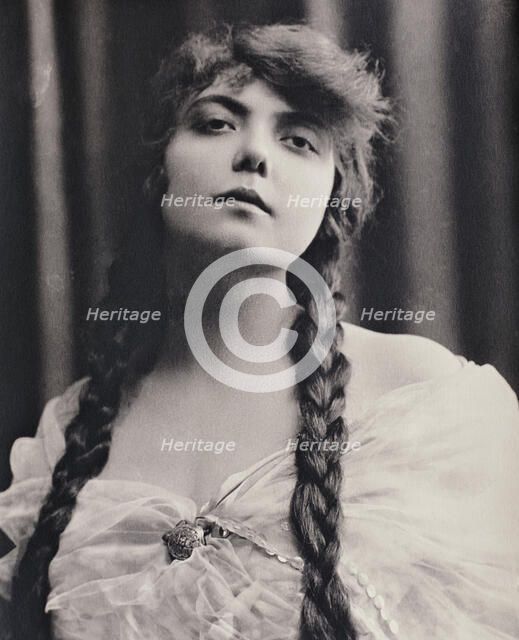 Conchita Supervia (1891-1936), Spanish soprano, outstanding interpreter of Rossini.