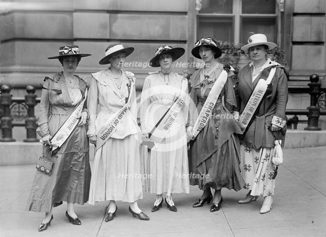 Confederate Reunion - Maid And Matrons of Honor From Memphis, 1917. Creator: Harris & Ewing.