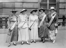 Confederate Reunion - Maid And Matrons of Honor From Memphis, 1917. Creator: Harris & Ewing