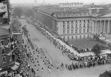 Confederate Reunion - Parade, 1917. Creator: Harris & Ewing