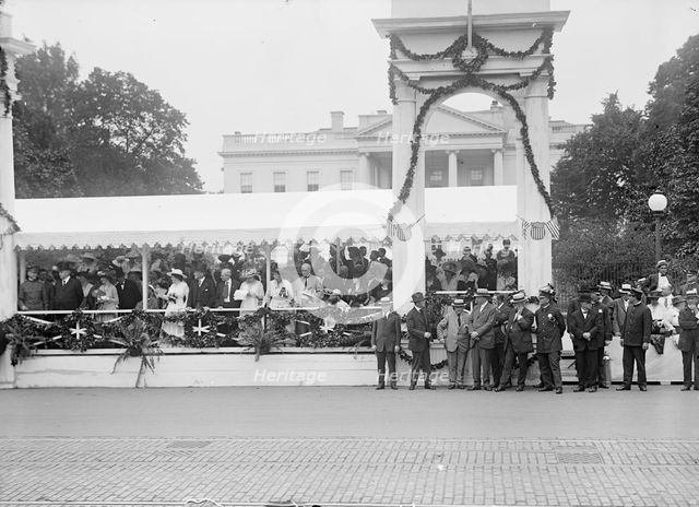 Confederate Reunion - Parade; Reviewing Stand, 1917. Creator: Harris & Ewing.