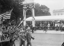 Confederate Reunion - Parade; Reviewing Stand, 1917. Creator: Harris & Ewing