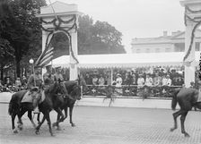 Confederate Reunion - Parade; Reviewing Stand, 1917. Creator: Harris & Ewing