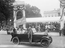 Confederate Reunion - Parade; Reviewing Stand, 1917. Creator: Harris & Ewing