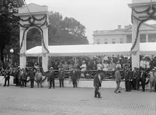 Confederate Reunion - President And Mrs. Wilson; Marshall, Etc. Reviewing Parade From Stand..., 1917 Creator: Harris & Ewing
