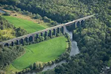 Conisbrough Viaduct, built using the Blondin aerial ropeway system for the Dearne Valley Railway, Do Creator: Robyn Andrews