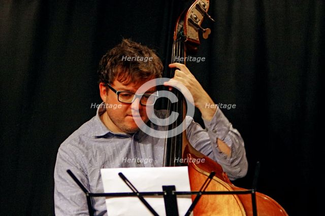 Conor Chaplin, Ari Hoenig Trio, Verdict Jazz Club, Brghton, East Sussex, 6th Oct. 2021. Creator: Brian O'Connor.