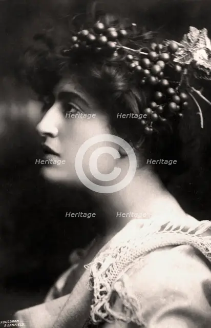 Constance Collier (1878-1955), British actress, 1900s.Artist: Foulsham and Banfield
