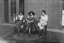 Constance Furman, Virginia Wynn, Irene Jones, between c1915 and c1920. Creator: Bain News Service