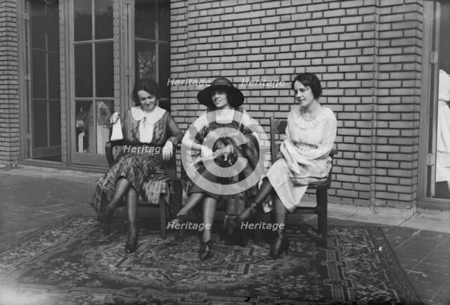 Constance Furman, Virginia Wynn, Irene Jones, between c1915 and c1920. Creator: Bain News Service.